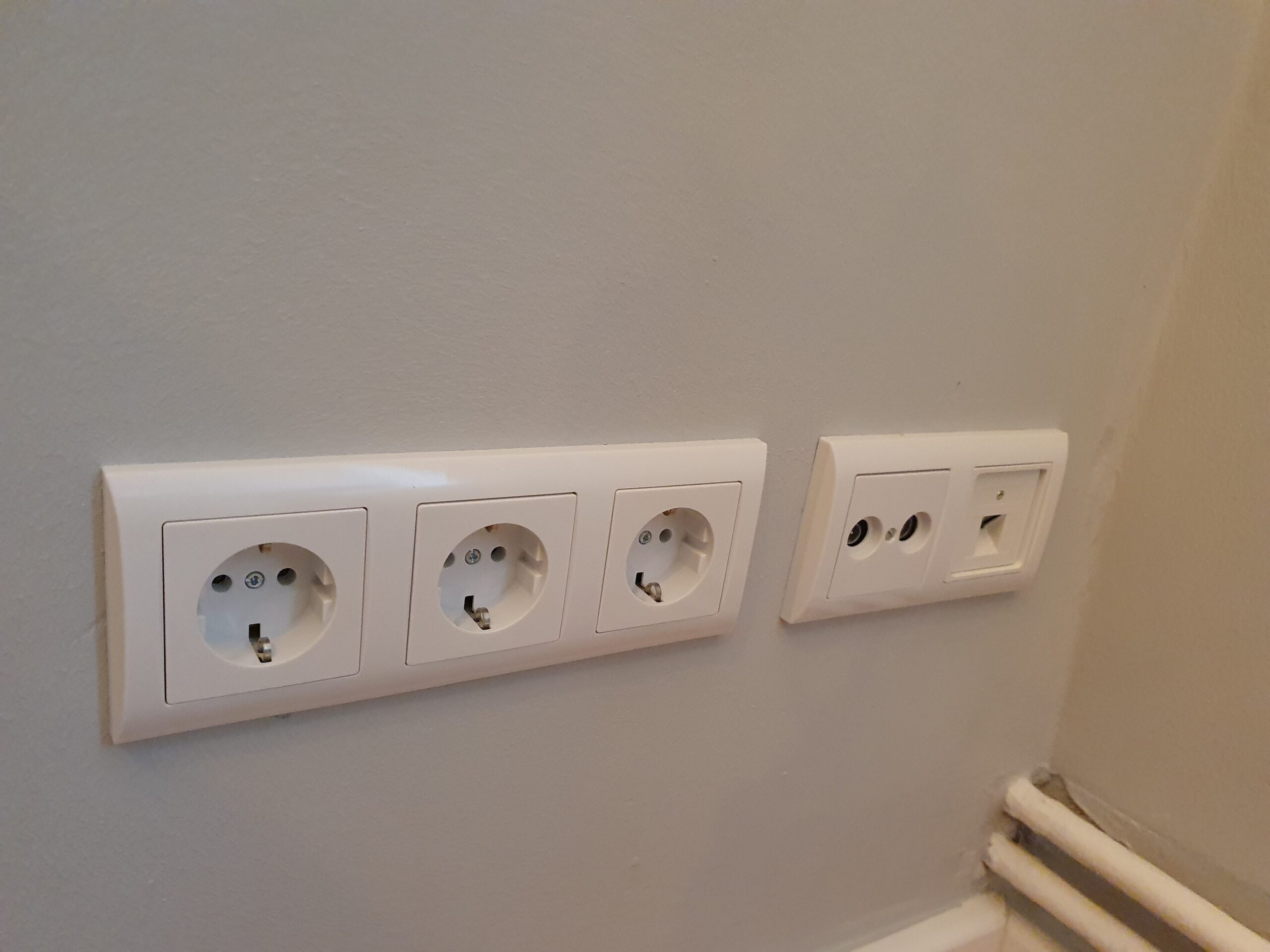 Stromversorgung TV-LAN