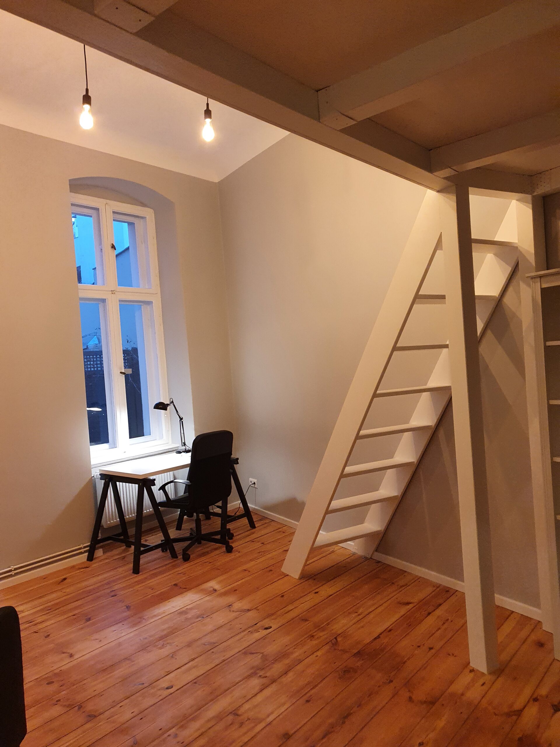 Zimmer 2 Arbeitsbereich